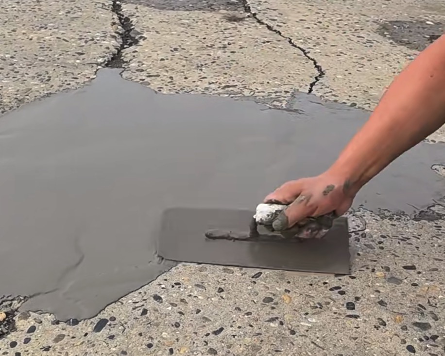 荆门CGM 高效薄层道路修补料（CGM 道路抢修料）